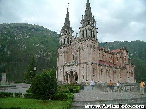 covadonga,casas de aldea rurales,casa rural ,casas de aldea,rurales,casa rural cangas de onis